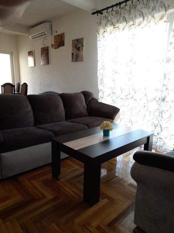 Apartman Boki เทรบินเย ภายนอก รูปภาพ