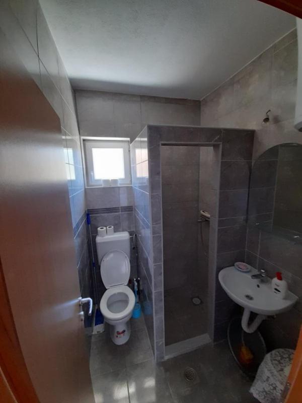 Apartman Boki เทรบินเย ภายนอก รูปภาพ