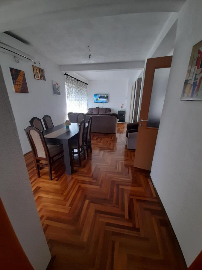Apartman Boki เทรบินเย ภายนอก รูปภาพ