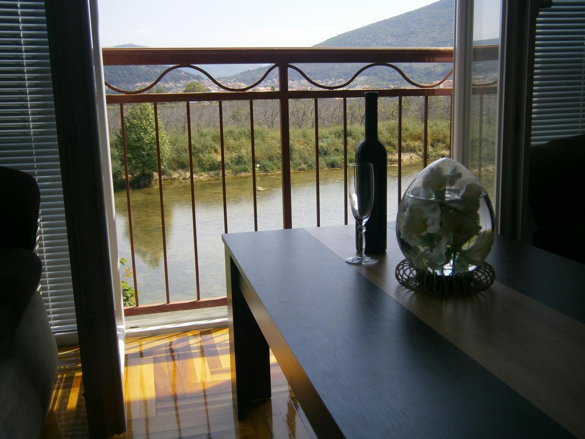 Apartman Boki เทรบินเย ภายนอก รูปภาพ