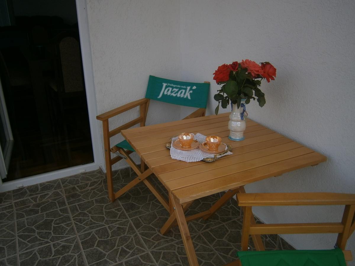 Apartman Boki เทรบินเย ภายนอก รูปภาพ